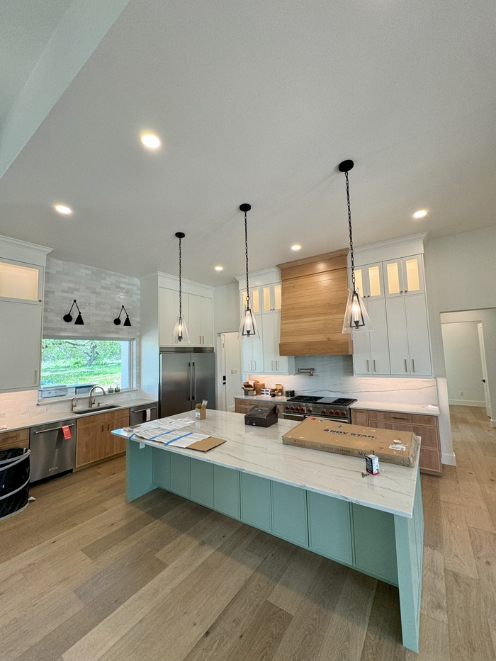 Slim Shaker Door Kitchen
